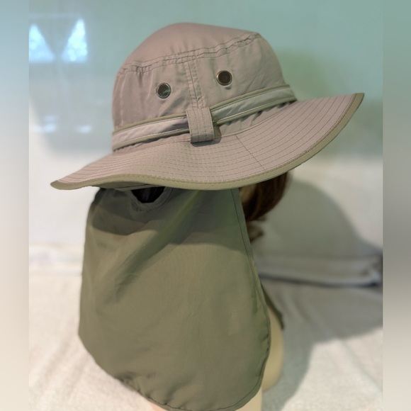 Outfly Outdoor Sun Protection Boonie Hat w/ Neck Flap - Khaki/Olive Green Unisex - Picture 4 of 10